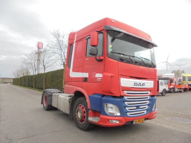 DAF XF 440 ADR + COMPRESSOR NL TRUCK - Tractor truck: picture 3 DAF XF 440 ADR + COMPRESSOR NL TRUCK - Tractor truck: picture 3