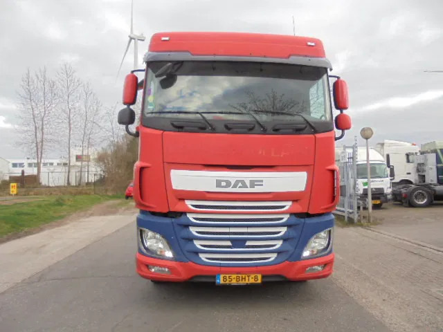 DAF XF 440 ADR + COMPRESSOR NL TRUCK - Tractor truck: picture 2 DAF XF 440 ADR + COMPRESSOR NL TRUCK - Tractor truck: picture 2