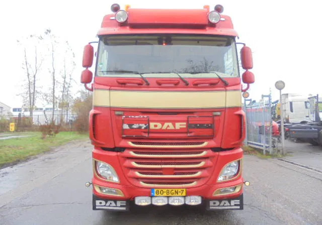 DAF XF 440 ADR TUV 02-26 - Tractor truck: picture 2 DAF XF 440 ADR TUV 02-26 - Tractor truck: picture 2
