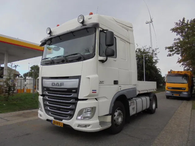 DAF XF 440 - Tractor truck: picture 1 DAF XF 440 - Tractor truck: picture 1