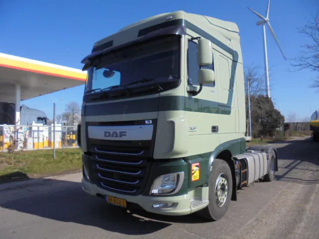 DAF XF 440 NL TRUCK - Tractor truck: picture 1 DAF XF 440 NL TRUCK - Tractor truck: picture 1