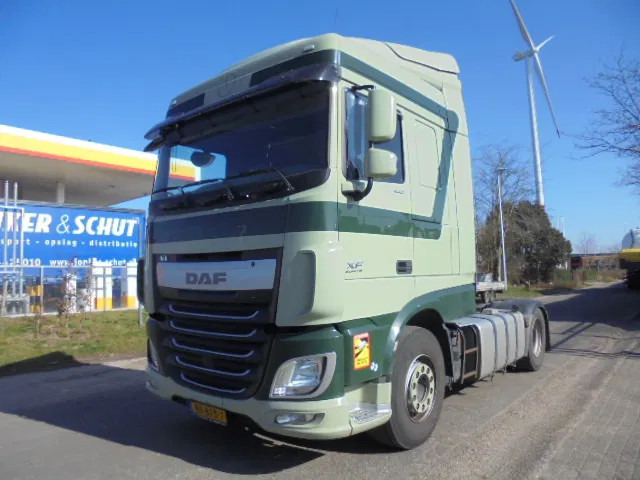DAF XF 440 NL TRUCK - Tractor truck: picture 1 DAF XF 440 NL TRUCK - Tractor truck: picture 1