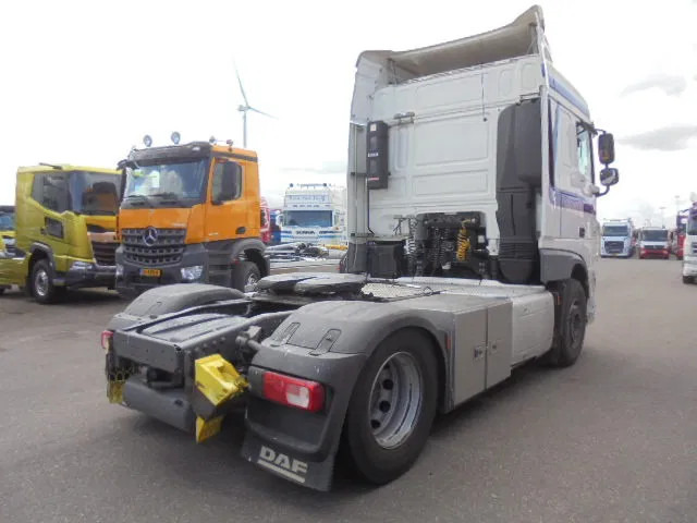 DAF XF 440 NL TRUCK - Tractor truck: picture 4 DAF XF 440 NL TRUCK - Tractor truck: picture 4