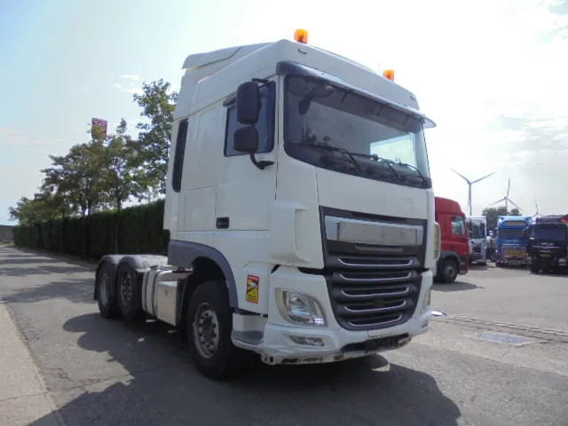 DAF XF 440 + RETARDER - Tractor truck: picture 2 DAF XF 440 + RETARDER - Tractor truck: picture 2