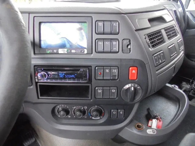 DAF XF 440 SUPER SPACE CAB NL TRUCK - Tractor truck: picture 5 DAF XF 440 SUPER SPACE CAB NL TRUCK - Tractor truck: picture 5