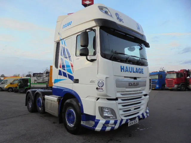 DAF XF 460 6X2 RHD - Tractor truck: picture 3 DAF XF 460 6X2 RHD - Tractor truck: picture 3