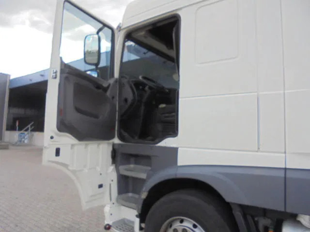 Tractor truck DAF XF 460 NL TRUCK MET COMPRESSOR APK 16-05-2026: picture 14