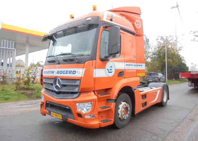Mercedes-Benz Actros 1840 - Tractor truck: picture 1 Mercedes-Benz Actros 1840 - Tractor truck: picture 1