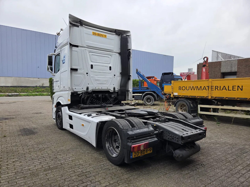 Mercedes-Benz Actros 1842 LS CABINE SCHADE NL TRUCK - Tractor truck: picture 4 Mercedes-Benz Actros 1842 LS CABINE SCHADE NL TRUCK - Tractor truck: picture 4