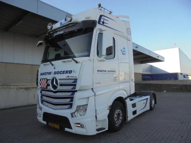 Mercedes-Benz Actros 1842 LS NL TRUCK - Tractor truck: picture 1 Mercedes-Benz Actros 1842 LS NL TRUCK - Tractor truck: picture 1