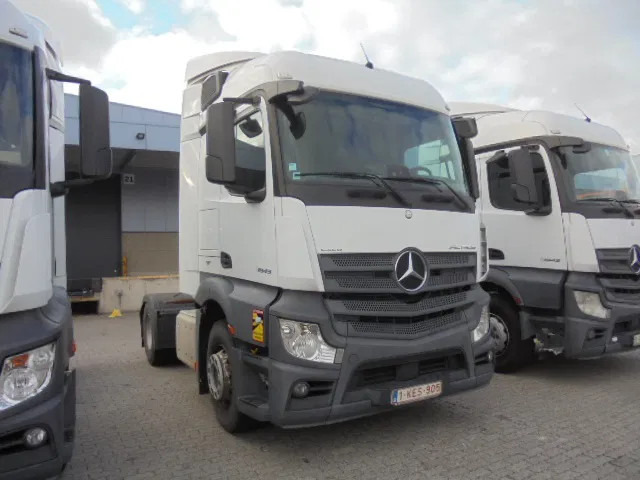 Mercedes-Benz Actros 1943 BELGIUM REGISTRATION TUV 05-2026 - Tractor truck: picture 3 Mercedes-Benz Actros 1943 BELGIUM REGISTRATION TUV 05-2026 - Tractor truck: picture 3