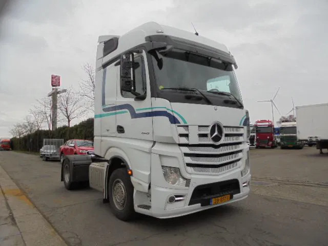 Mercedes-Benz Actros 1943 LS - Tractor truck: picture 3 Mercedes-Benz Actros 1943 LS - Tractor truck: picture 3