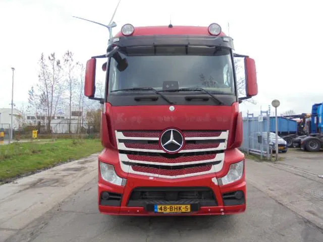 Mercedes-Benz Actros 2543 6X2 + HYDRAULIC - Tractor truck: picture 2 Mercedes-Benz Actros 2543 6X2 + HYDRAULIC - Tractor truck: picture 2