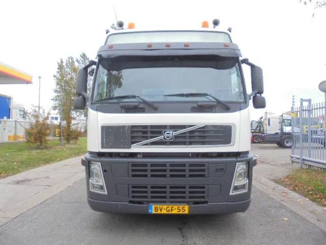 Volvo FM 400 GLOBETROTTER ADR NL TRUCK +TANK TRAILER - Tractor truck: picture 2 Volvo FM 400 GLOBETROTTER ADR NL TRUCK +TANK TRAILER - Tractor truck: picture 2