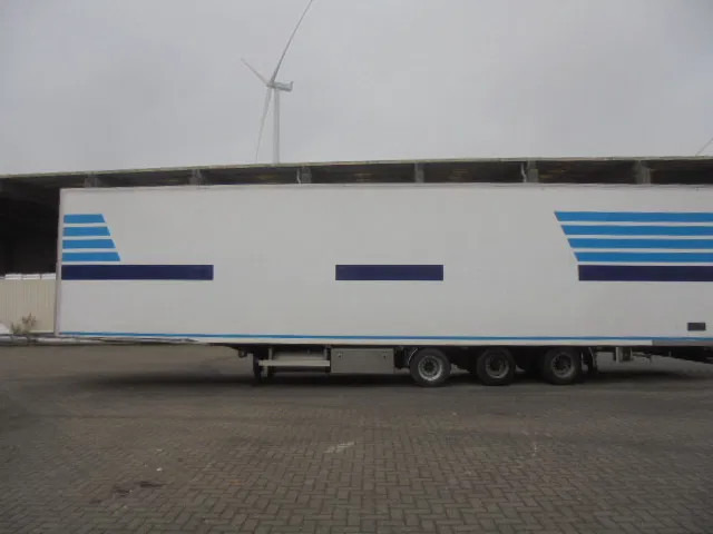 Van Eck U T-3 L N 1 APK 10-2026 ROLLERBAAN - Closed box semi-trailer: picture 2 Van Eck U T-3 L N 1 APK 10-2026 ROLLERBAAN - Closed box semi-trailer: picture 2