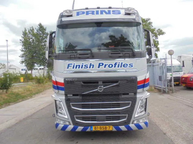 Volvo FH 420 6X2 NL TRUCK - Crane truck: picture 3 Volvo FH 420 6X2 NL TRUCK - Crane truck: picture 3