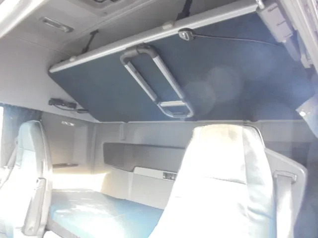 Curtain side truck Volvo FH 420 6X2 NL TRUCK: picture 17 Curtain side truck Volvo FH 420 6X2 NL TRUCK: picture 17