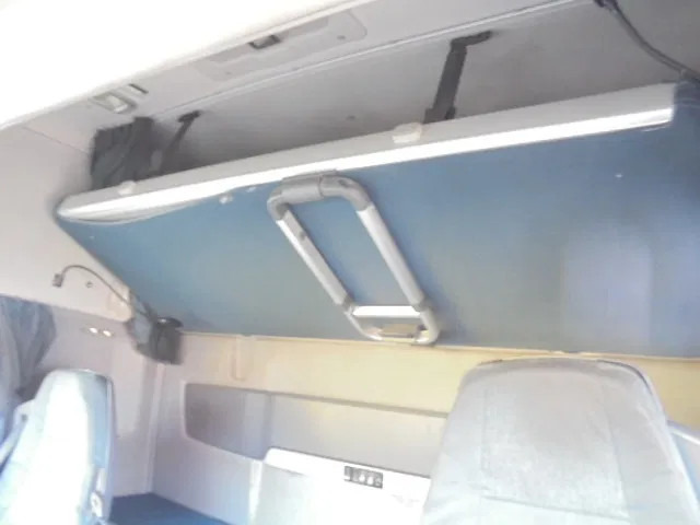 Volvo FH 420 6X2 NL TRUCK leasing Volvo FH 420 6X2 NL TRUCK: picture 12