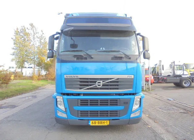 Volvo FH 420 6X2 NL TRUCK - Curtain side truck: picture 2 Volvo FH 420 6X2 NL TRUCK - Curtain side truck: picture 2