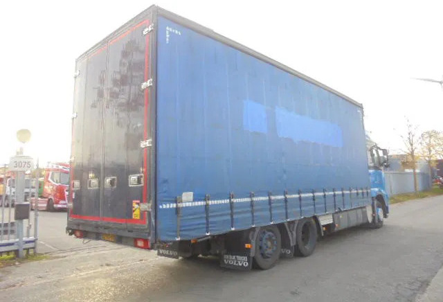 Volvo FH 460 6X2 NL TRUCK - Curtain side truck: picture 4 Volvo FH 460 6X2 NL TRUCK - Curtain side truck: picture 4