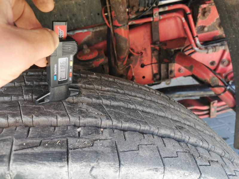 Tractor truck MAN 41.463 Heaby duty tractor unit 8x4: picture 9