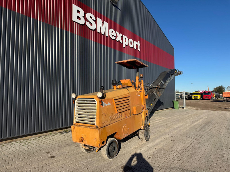 Wirtgen W500 - Cold planer: picture 1 Wirtgen W500 - Cold planer: picture 1