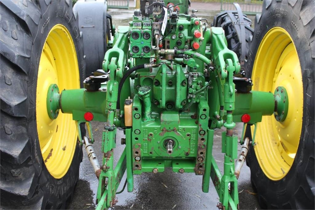 John Deere 6000- 30 4 cyl. - Farm tractor: picture 3 John Deere 6000- 30 4 cyl. - Farm tractor: picture 3