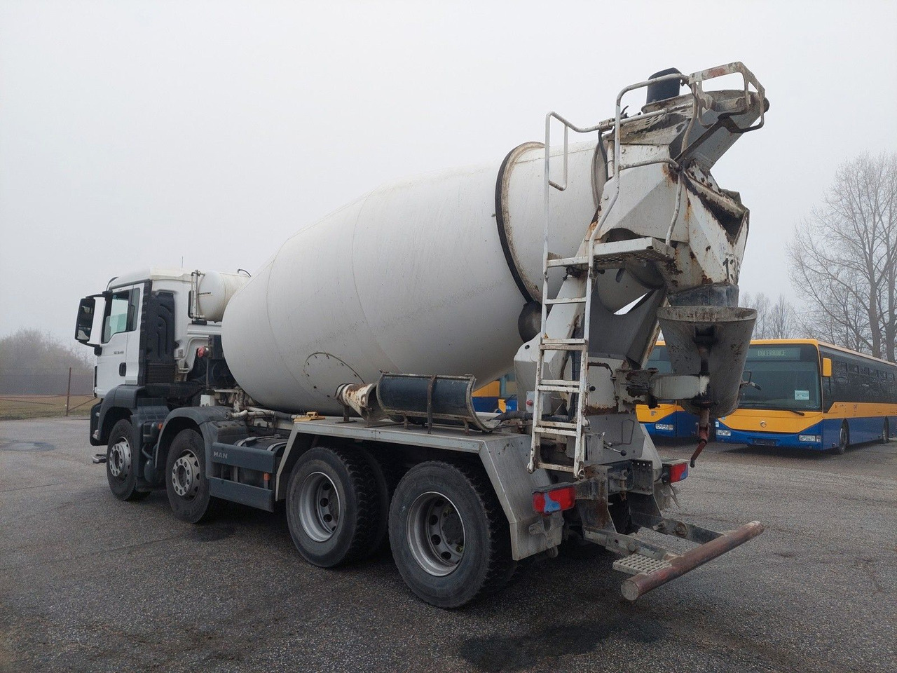MAN TGS 32.420 BB Intermix 9m3 8x4 - Concrete mixer truck: picture 3 MAN TGS 32.420 BB Intermix 9m3 8x4 - Concrete mixer truck: picture 3