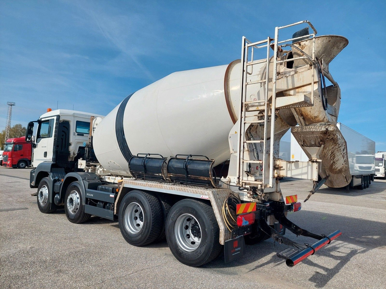 MAN TGS 32.420 BB Stetter 8x4 - Concrete mixer truck: picture 3 MAN TGS 32.420 BB Stetter 8x4 - Concrete mixer truck: picture 3