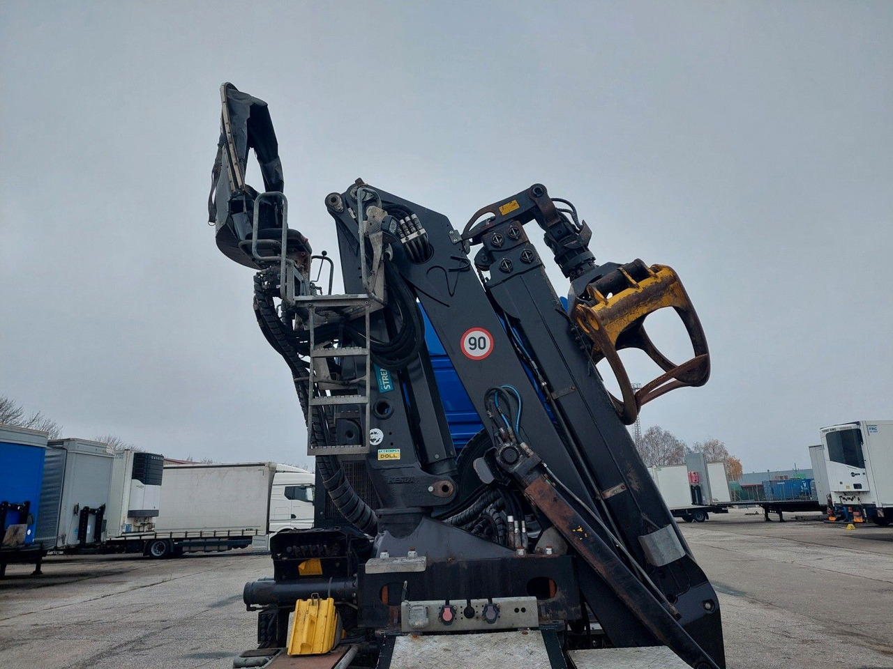 MAN TG3 33.510 6X6 BL KRAN LANGHOLZ Kesla 2117ZT94 - Tractor truck: picture 5 MAN TG3 33.510 6X6 BL KRAN LANGHOLZ Kesla 2117ZT94 - Tractor truck: picture 5