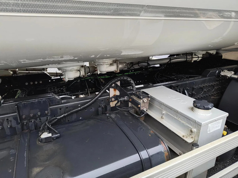 Tanker truck for transportation of fuel MAN TGM 26.340 19000L FUEL/CARBURANT - 4 COMP: picture 17