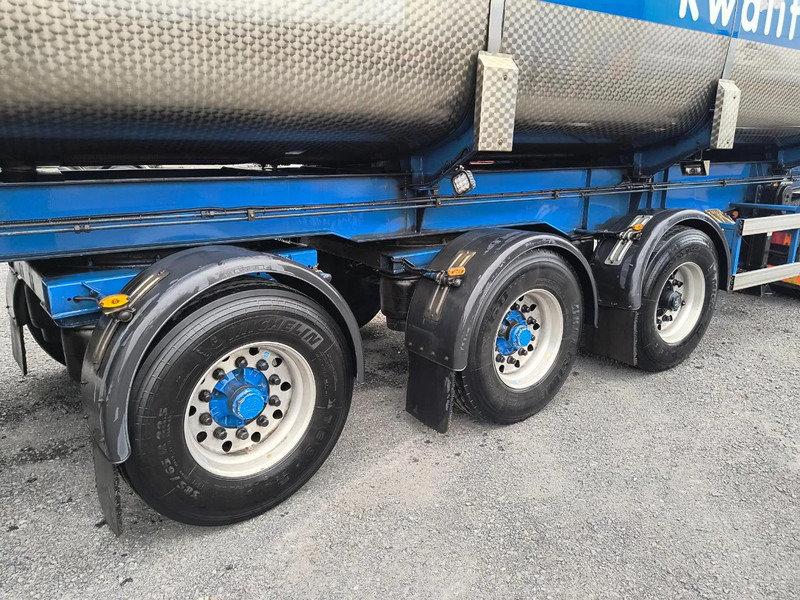 Tanker semi-trailer for transportation of milk Mafa INSULATED INOX TANK 29000L 3 COMP - PUMP/COUNTER - 2 STEERING AXLES: picture 9