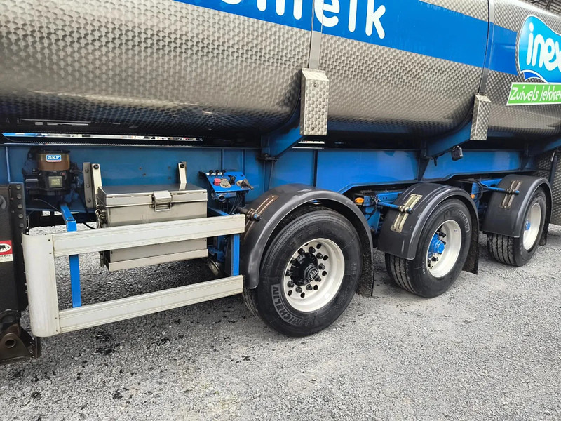 Tanker semi-trailer for transportation of milk Mafa INSULATED INOX TANK 29000L 3 COMP - PUMP/COUNTER - 2 STEERING AXLES: picture 8