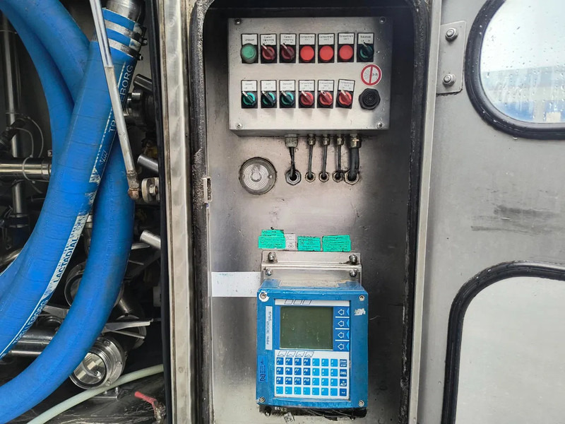 Tanker semi-trailer for transportation of milk Mafa INSULATED INOX TANK 29000L 3 COMP - PUMP/COUNTER - 2 STEERING AXLES: picture 16