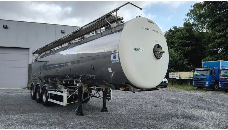 Magyar INSULATED INOX TANK 30500L - 4 COMPARTIMENTS - Tanker semi-trailer: picture 3 Magyar INSULATED INOX TANK 30500L - 4 COMPARTIMENTS - Tanker semi-trailer: picture 3