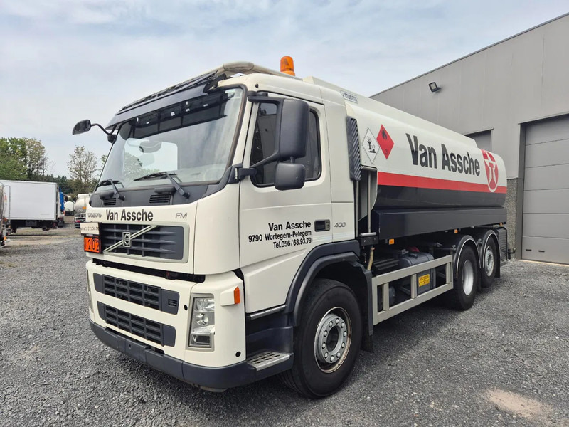 Volvo FM 400 18000L FUEL/CARBURANT - 5 COMP - ADR VALID - MANUAL - Tanker truck: picture 1 Volvo FM 400 18000L FUEL/CARBURANT - 5 COMP - ADR VALID - MANUAL - Tanker truck: picture 1