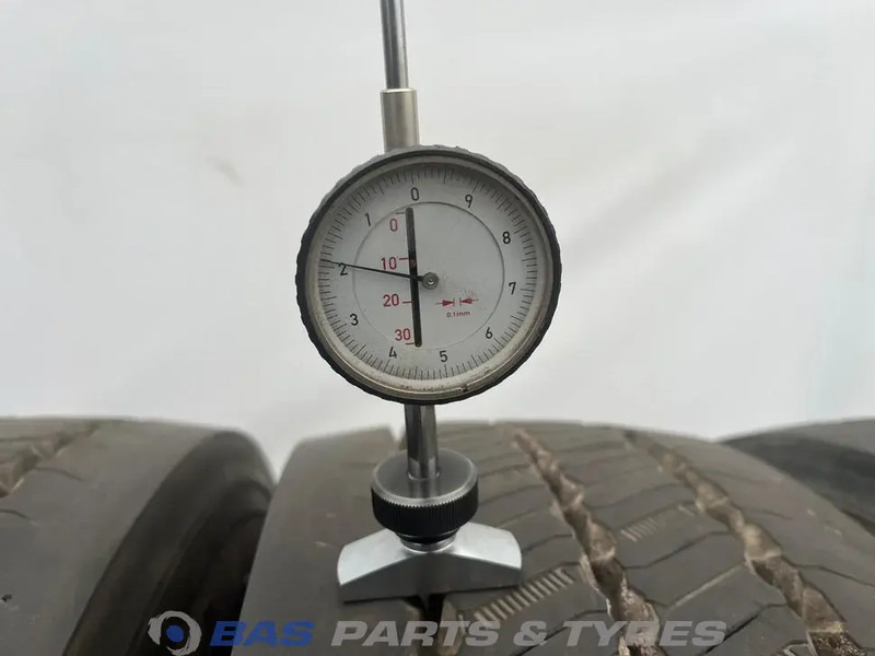 Continental  - Tire for Truck: picture 3 Continental  - Tire for Truck: picture 3