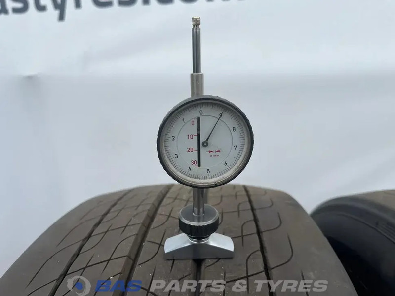 Continental  - Tire for Truck: picture 3 Continental  - Tire for Truck: picture 3