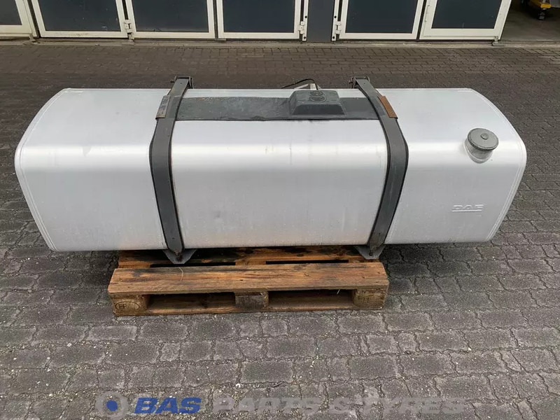DAF - Fuel tank for Truck: picture 1 DAF - Fuel tank for Truck: picture 1