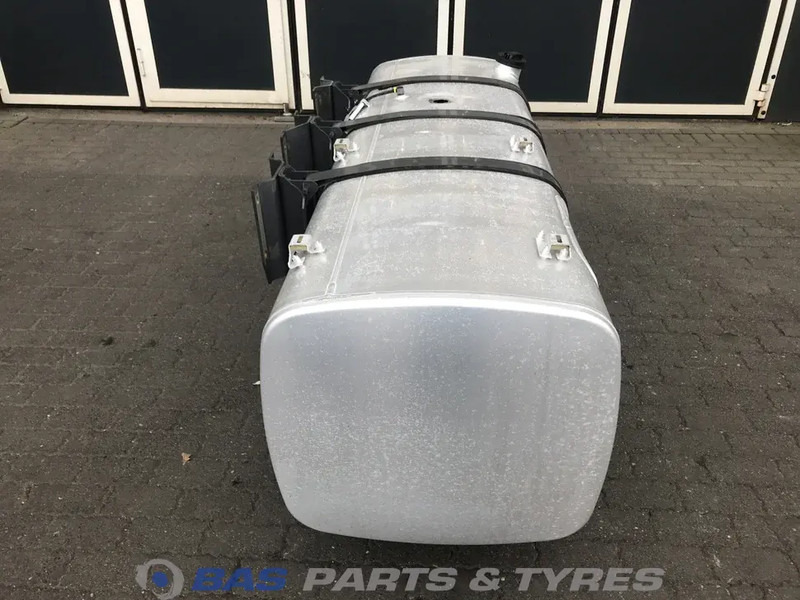 DAF - Fuel tank for Truck: picture 2 DAF - Fuel tank for Truck: picture 2