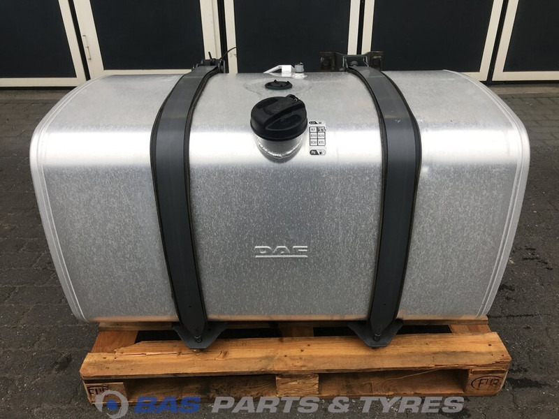 DAF - Fuel tank for Truck: picture 1 DAF - Fuel tank for Truck: picture 1