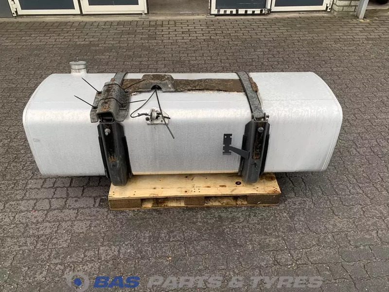 DAF - Fuel tank for Truck: picture 1 DAF - Fuel tank for Truck: picture 1
