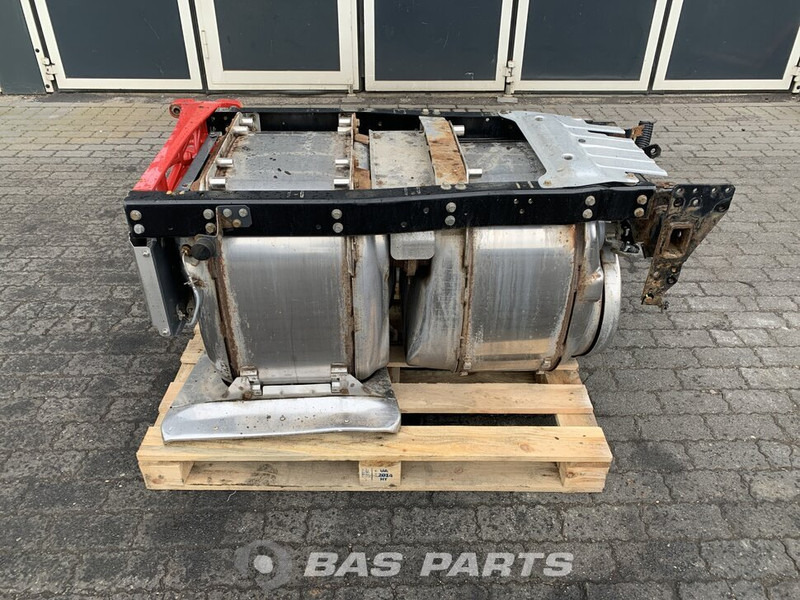 DAF Uitlaatdemper DAF 1924181 - Muffler for Truck: picture 1 DAF Uitlaatdemper DAF 1924181 - Muffler for Truck: picture 1