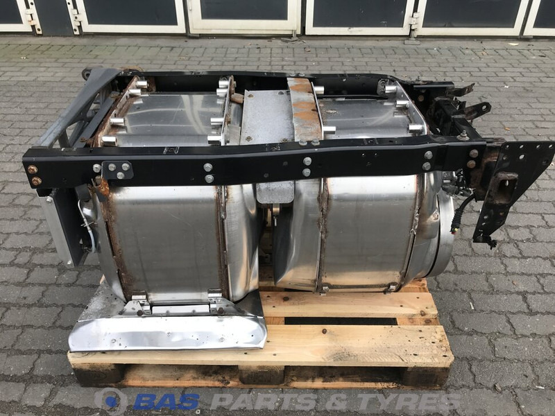 DAF Uitlaatdemper DAF 1924181 - Muffler for Truck: picture 1 DAF Uitlaatdemper DAF 1924181 - Muffler for Truck: picture 1