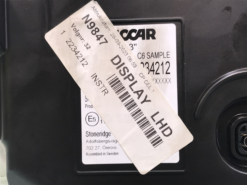 DAF XG+ Instrumentenpaneel DAF 2234212 - Dashboard for Truck: picture 3 DAF XG+ Instrumentenpaneel DAF 2234212 - Dashboard for Truck: picture 3