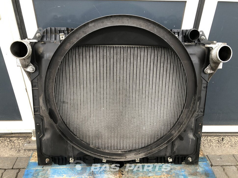 Mercedes-Benz Antos MP4 - Radiator for Truck: picture 2 Mercedes-Benz Antos MP4 - Radiator for Truck: picture 2