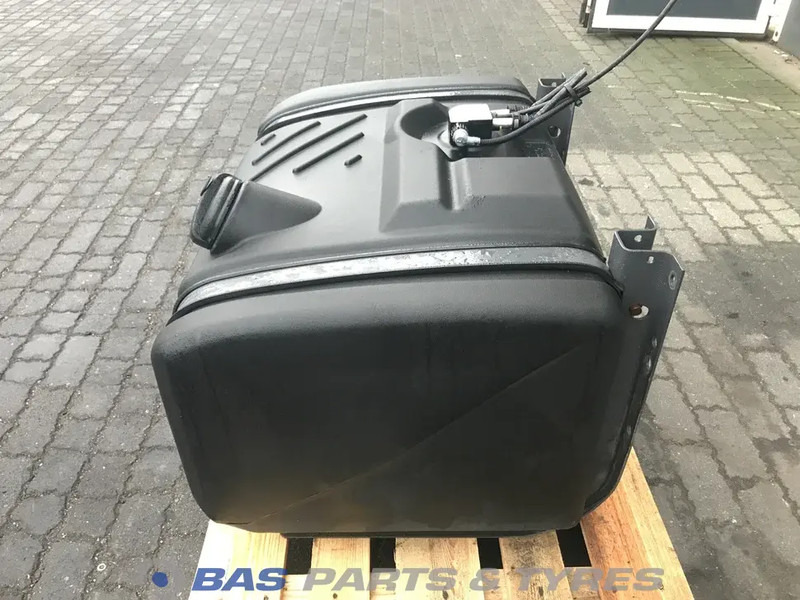 Renault - Fuel tank for Truck: picture 2 Renault - Fuel tank for Truck: picture 2