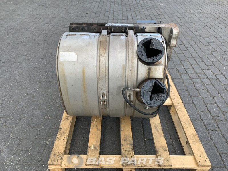 Renault  - Muffler for Truck: picture 1 Renault  - Muffler for Truck: picture 1