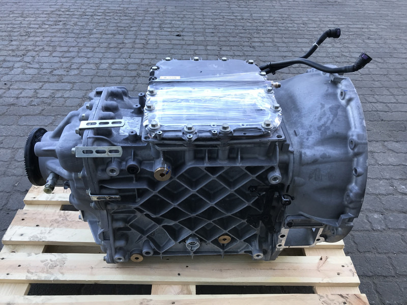 Renault T-Serie Evolution Renault AT2812G Optidrive Versnellingsbak 7420483506 - Gearbox for Truck: picture 3 Renault T-Serie Evolution Renault AT2812G Optidrive Versnellingsbak 7420483506 - Gearbox for Truck: picture 3
