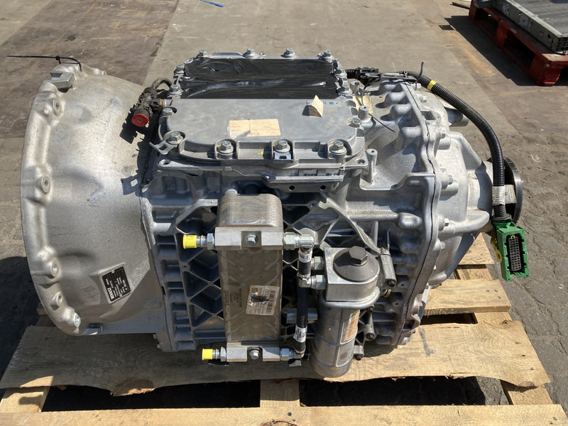 Renault T-Serie Renault ATO2612G Optidrive Versnellingsbak 7424750661 - Gearbox for Truck: picture 1 Renault T-Serie Renault ATO2612G Optidrive Versnellingsbak 7424750661 - Gearbox for Truck: picture 1